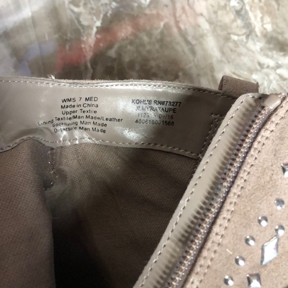 Booties - Picture 5 of 6